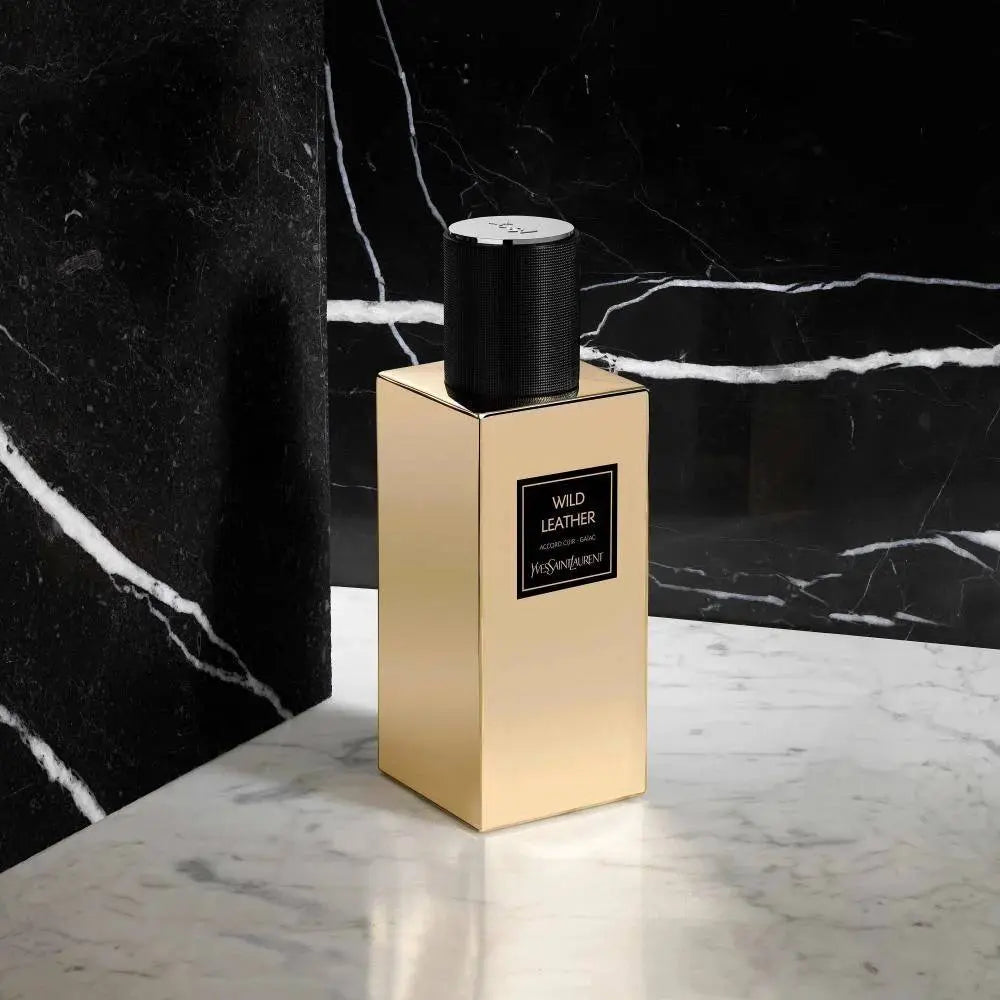 בקבוק Wild Leather Yves Saint Laurent EDP 125ml יוניסקס – זווית אלגנטית